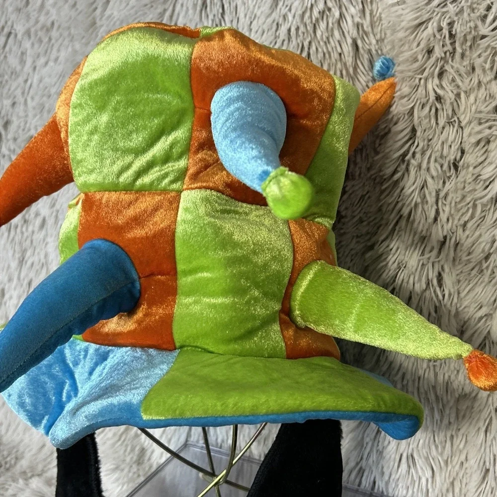 Walt Disney World Resort Goofy Huge Jester Joker‎ Party Hat Plush Disney Resorts